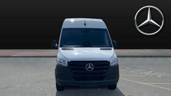 Mercedes-Benz Sprinter E414 L3 Electric Rwd 100kW 113kWh Pro Van Auto - Image 6
